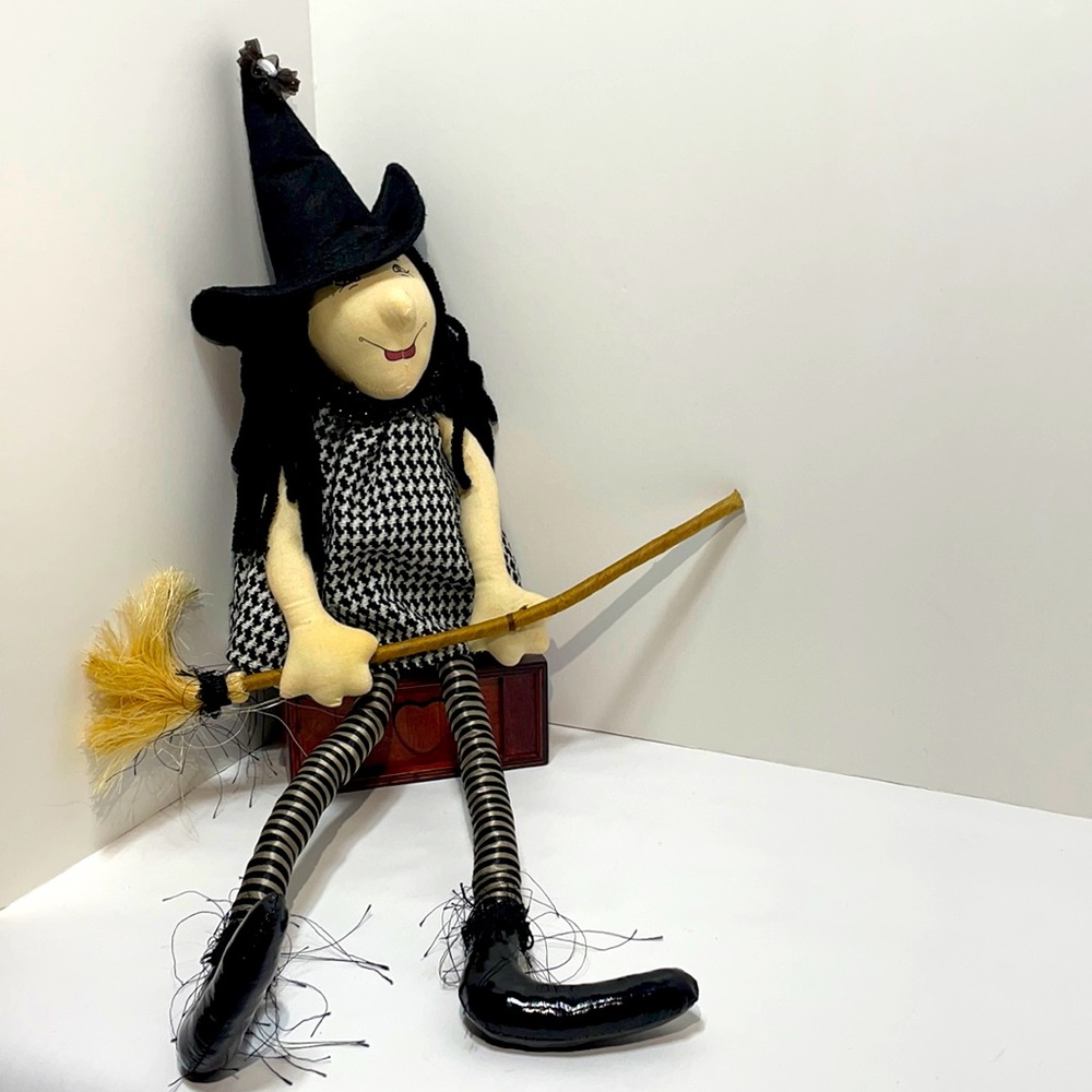2 foot long Decorative Witch plush! Excellent Used Condition! EUC